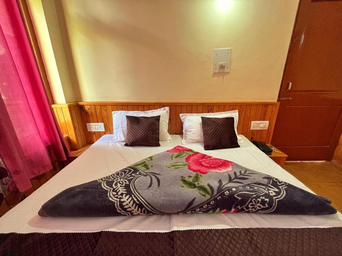 Mid Orchard Cottage, Kasol Exteriör bild