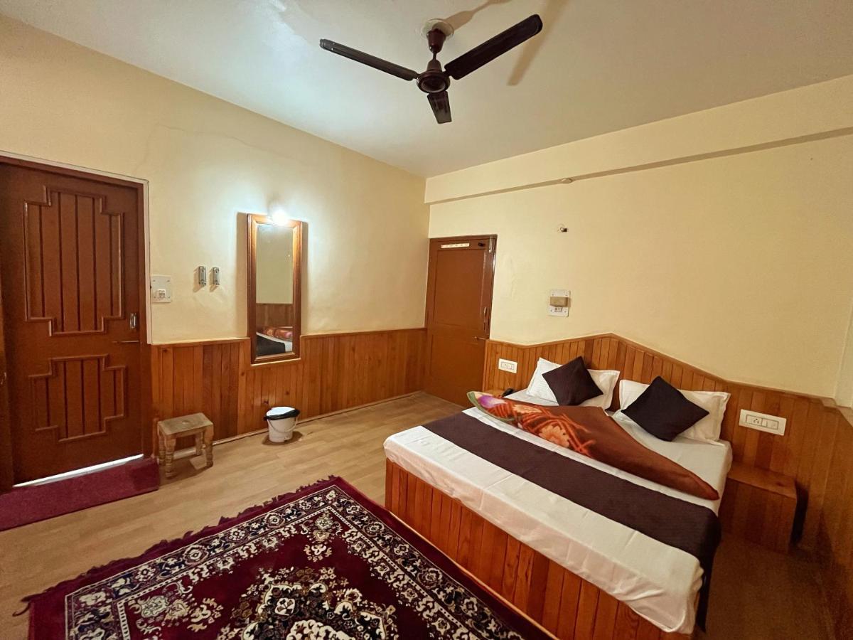 Mid Orchard Cottage, Kasol Exteriör bild