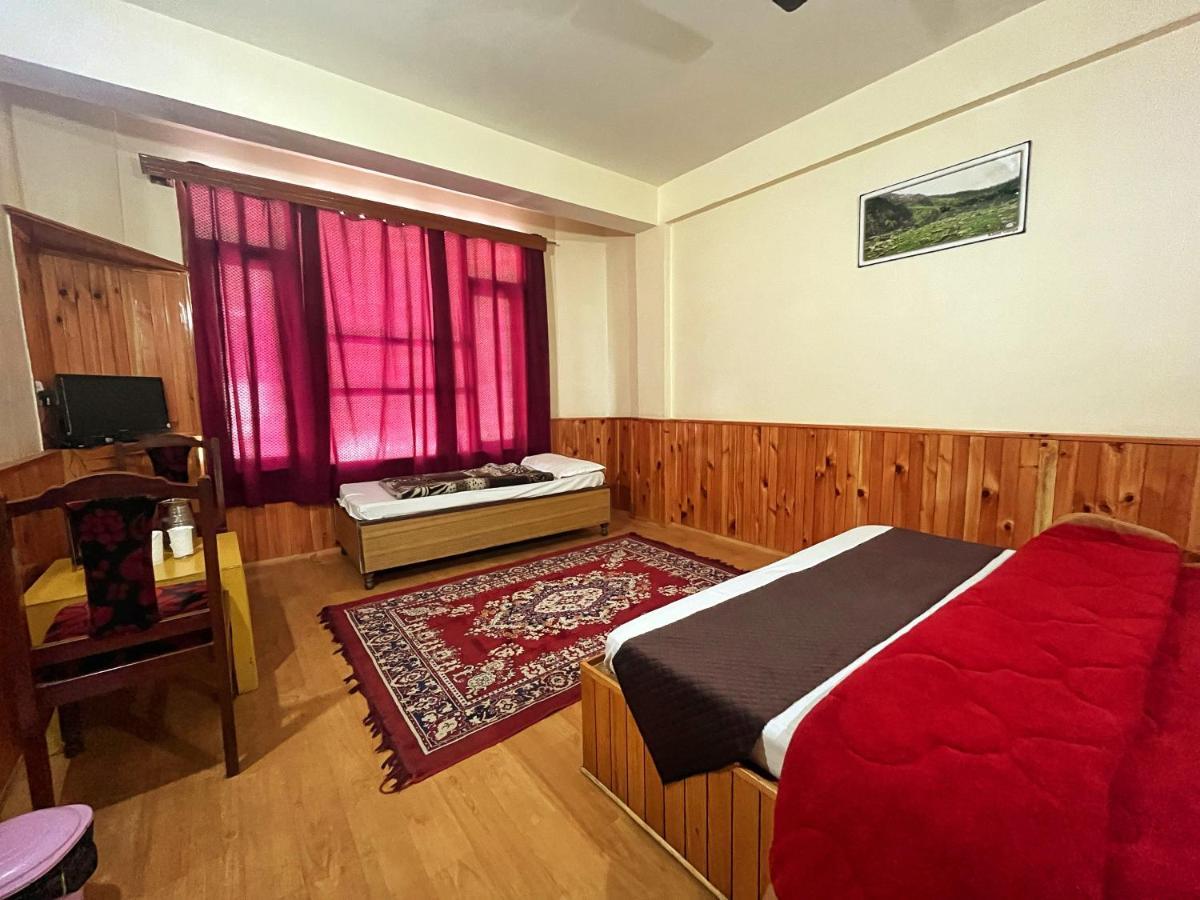 Mid Orchard Cottage, Kasol Exteriör bild